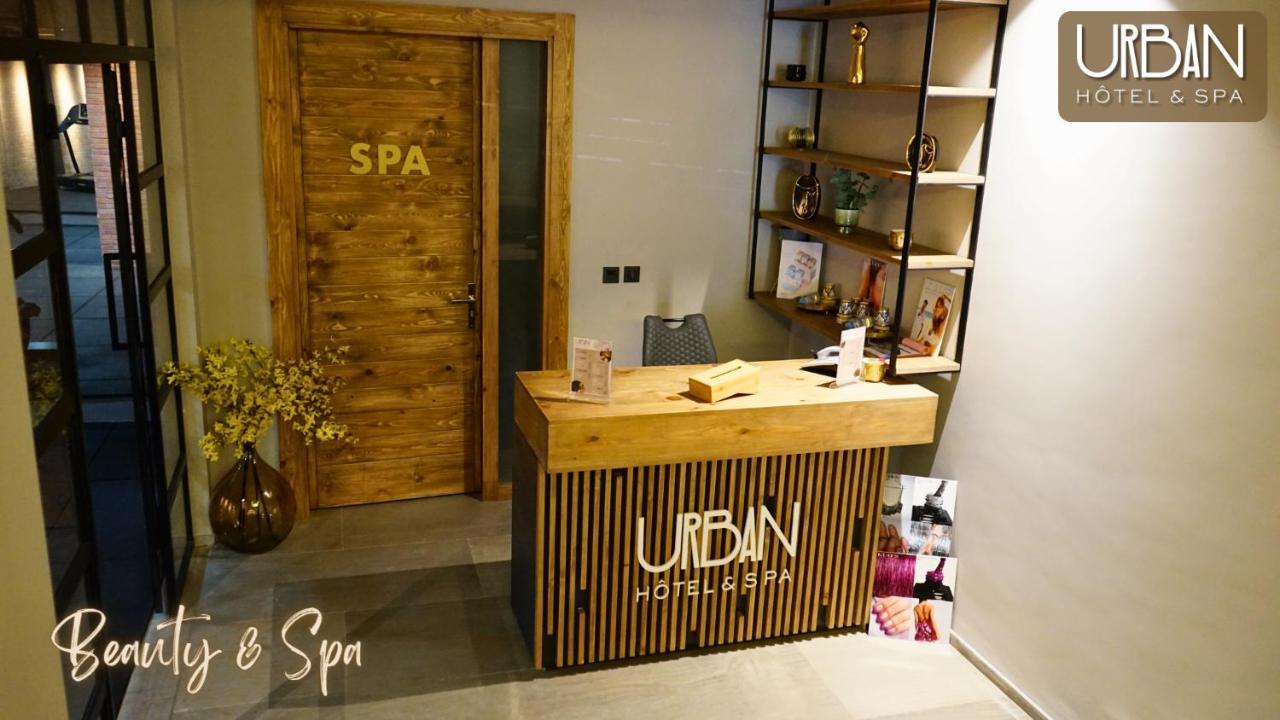 Urban Hotel & Spa เกนิตรา ภายนอก รูปภาพ